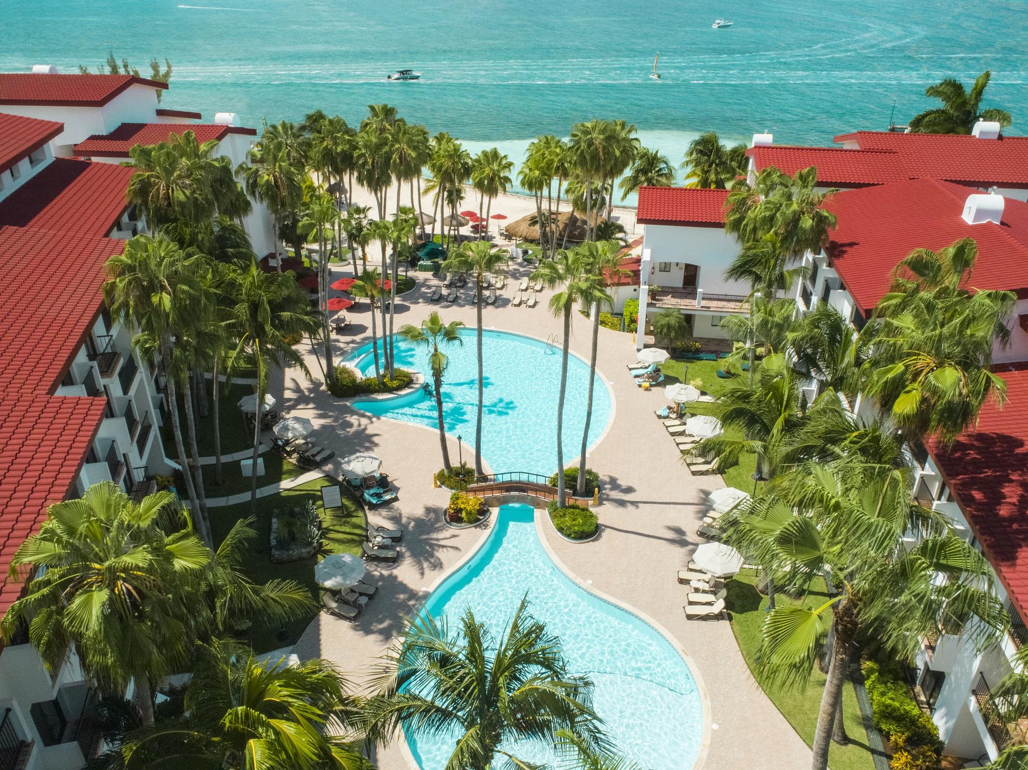 The Royal Cancun All Suites Resort Exterior photo